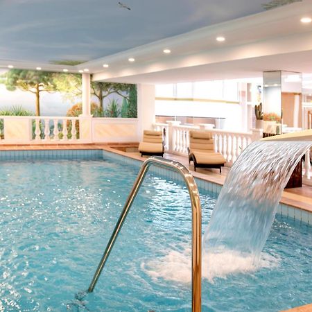 Golf- Und Wellnesshotel Amtsheide 巴德贝芬森 外观 照片