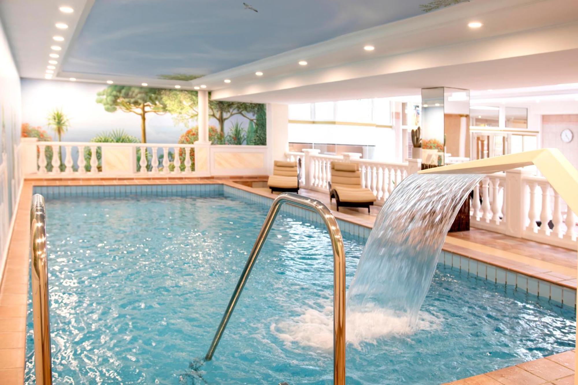 Golf- Und Wellnesshotel Amtsheide 巴德贝芬森 外观 照片