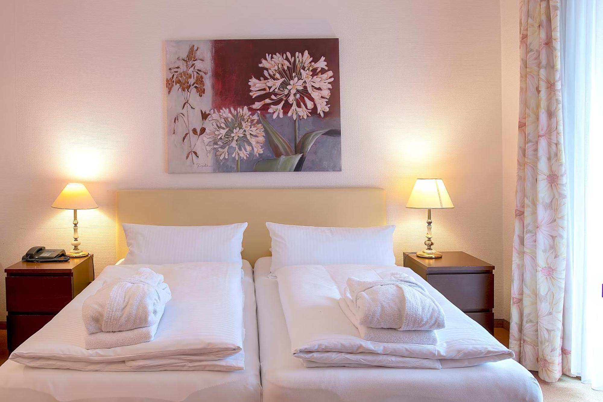 Golf- Und Wellnesshotel Amtsheide 巴德贝芬森 外观 照片