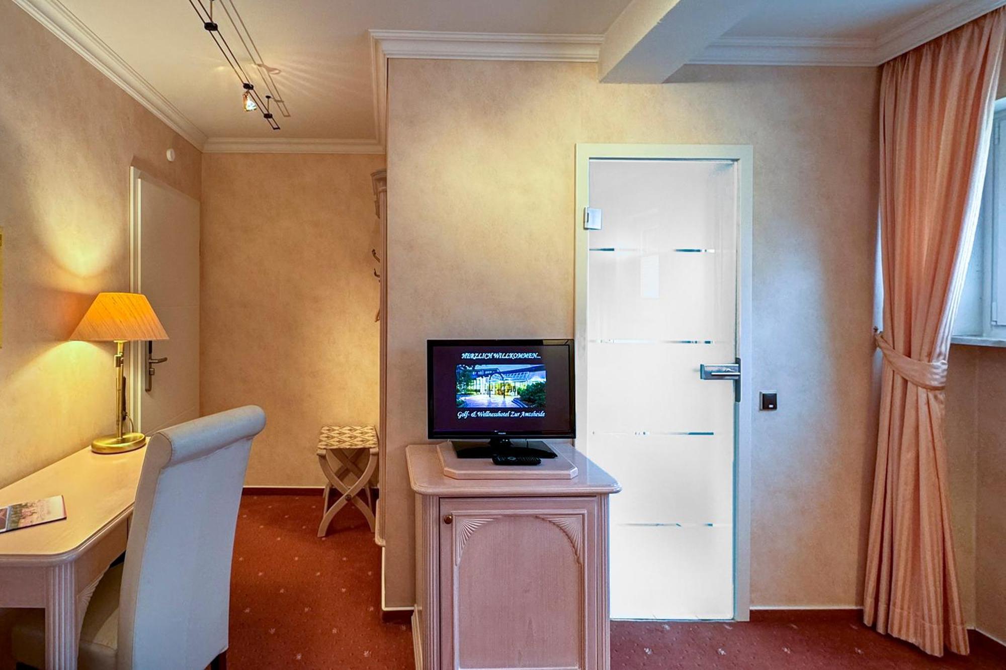 Golf- Und Wellnesshotel Amtsheide 巴德贝芬森 外观 照片